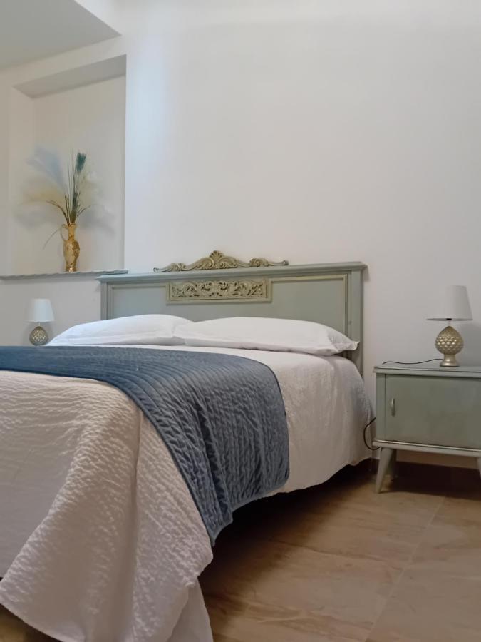 Emari Home Гаета Екстер'єр фото
